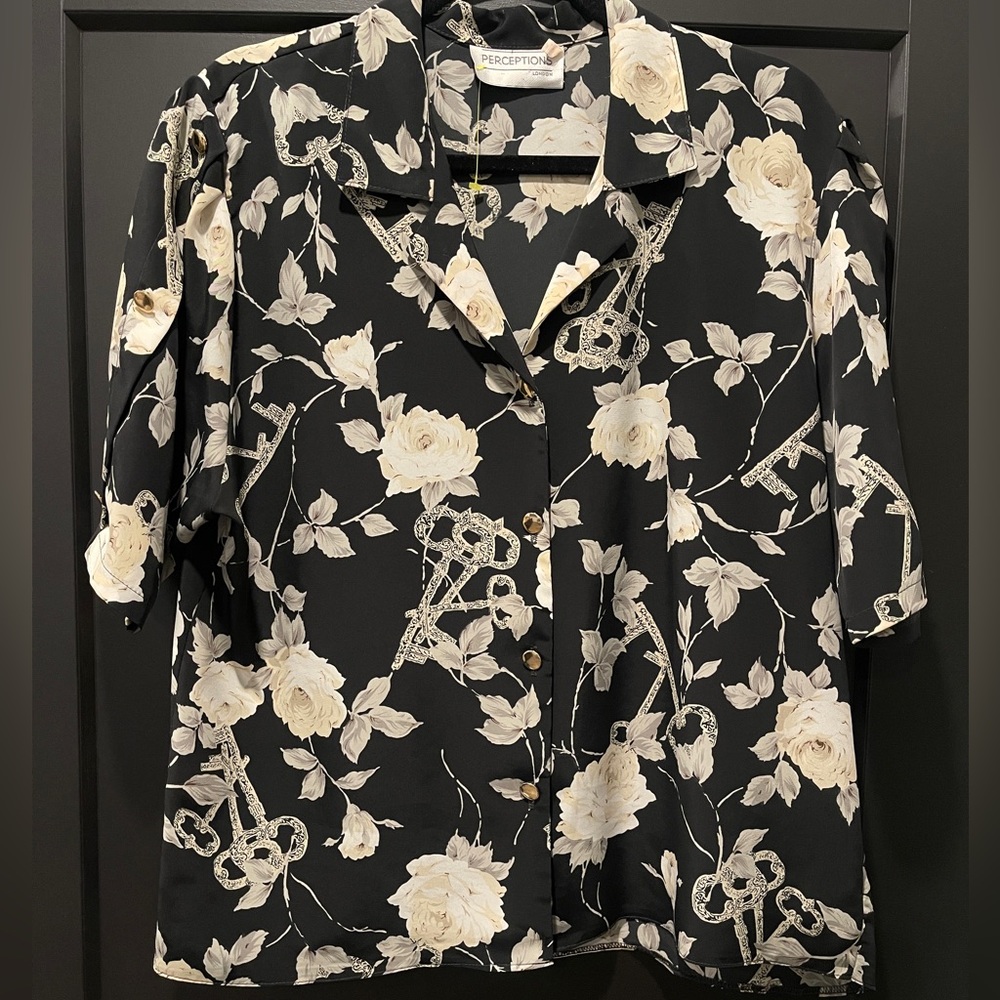 Rose & Key Blouse Sz 16